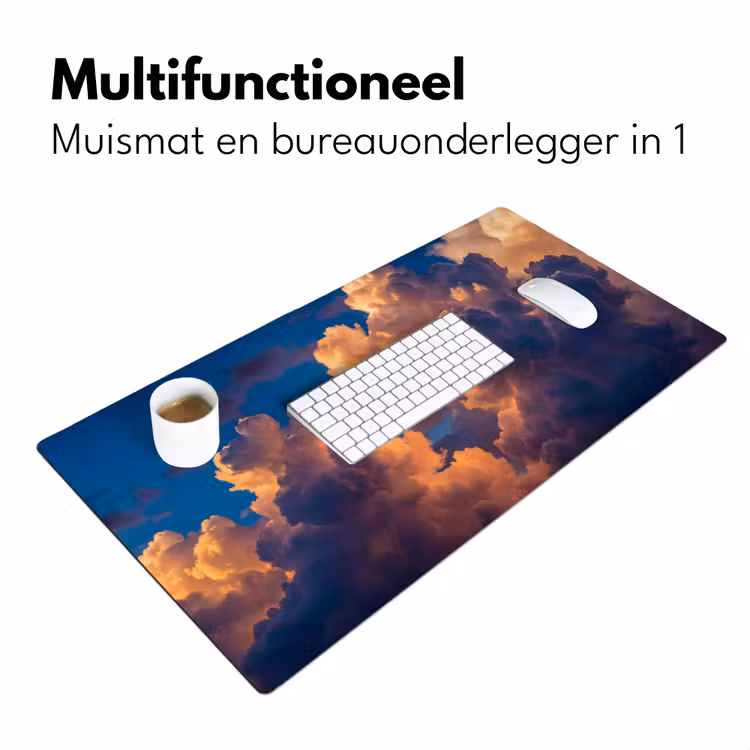 Wolken - Zonsondergang - Natuur - Oranje - Blauw Muismat XXL klein -sfeer4