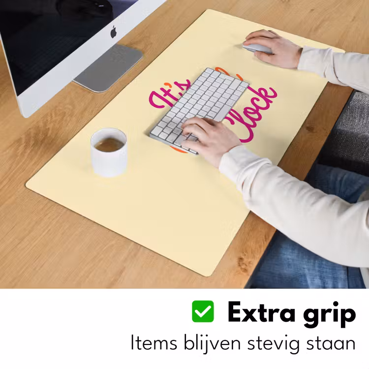 Cocktail O'Clock - Geel - Retro Muismat XXL klein -sfeer3