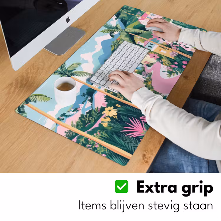 Kleurrijk - Huizen - Heuvels - Roze Muismat XXL klein -sfeer3