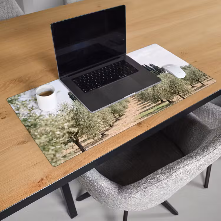Desk Mat - Country house - olive tree - orchard - Landhuis - olijfboom - gaard Muismat XXL klein