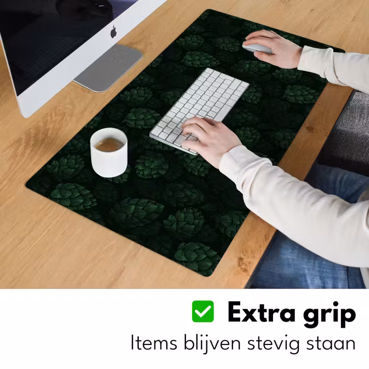 Donker - Groen - Hopbellen - Botanisch - Illustratie Muismat XXL klein 681 -sfeer3