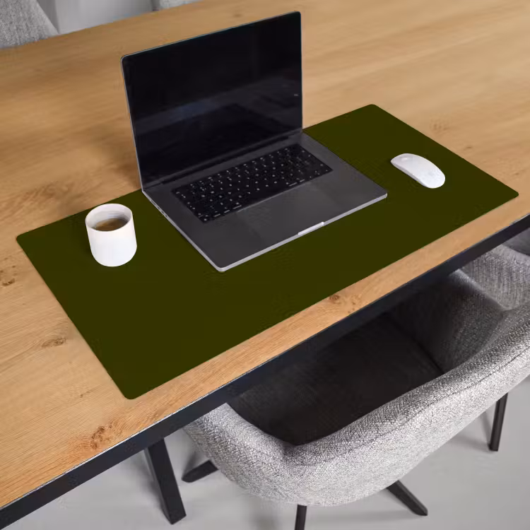 Dark - Olive - Groen Muismat XXL klein 681 -sfeer1