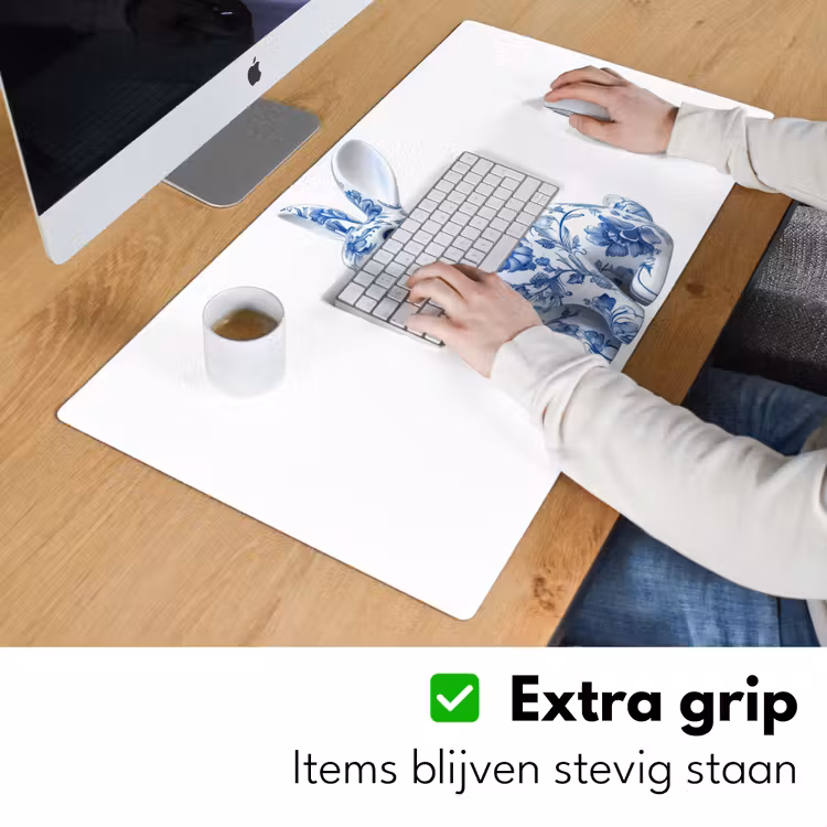 Delftsblauw - Haasje - Wit Muismat XXL klein -sfeer3