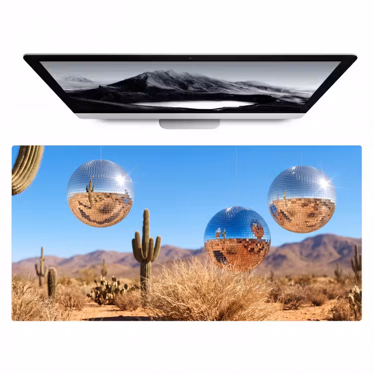 Desk Mat - Desert - Mirror Ball - Art - Woestijn - Spiegelbal - Kunst Muismat XXL klein