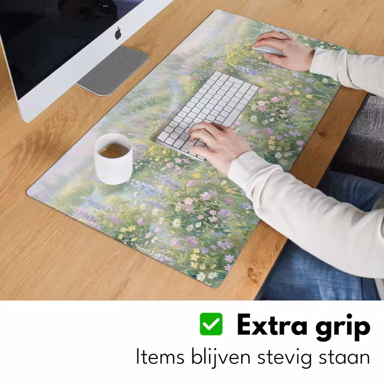 Bloemenveld - Heuvels - Kleurrijk Muismat XXL klein -sfeer3