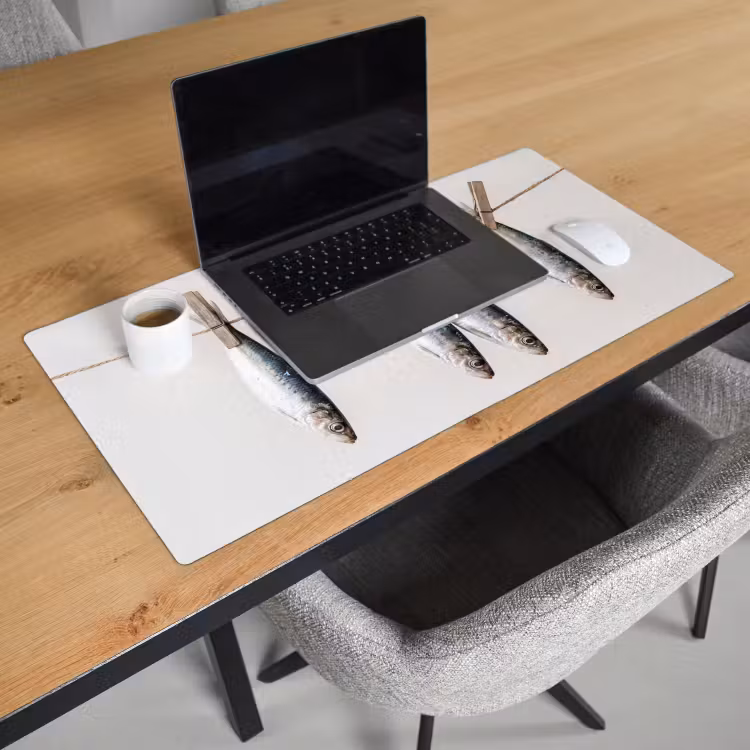 Desk Mat - Fish - Hanging - Food - Vis - Hangend - Eten Muismat XXL klein
