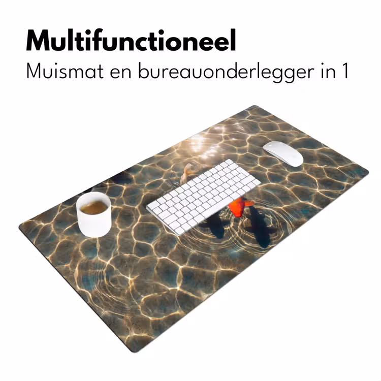 Vis - Water - Dieren - Oranje - Goud Muismat XXL klein -sfeer4