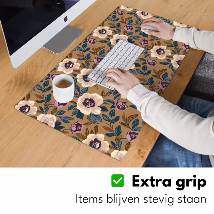 Floraal - Stilleven - Kleurrijk Muismat XXL klein 681 -sfeer3