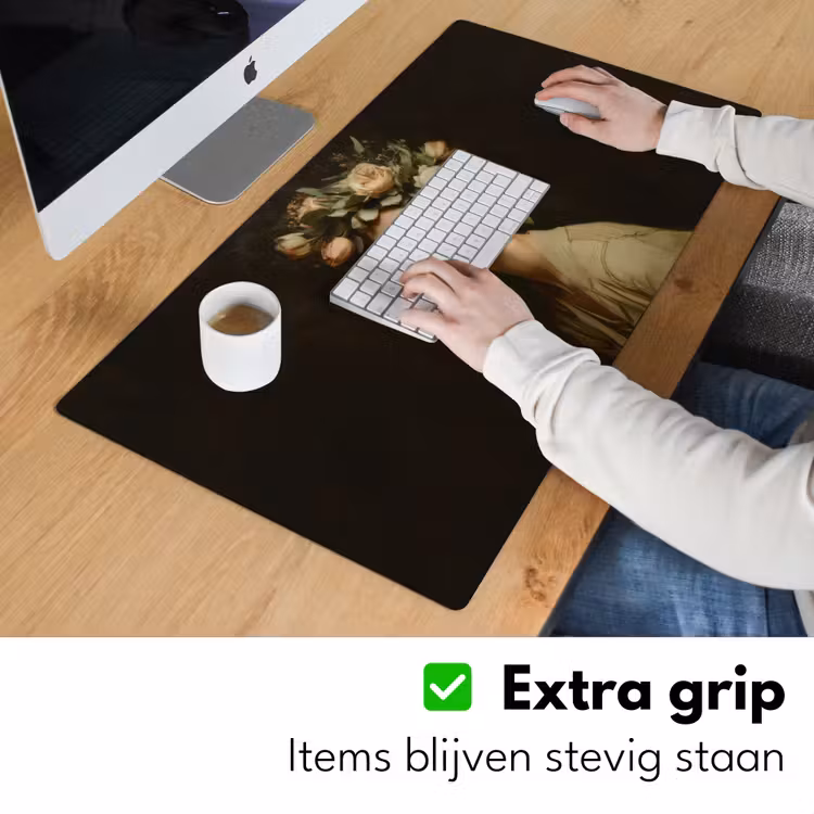 Bloemenstilte - Vrouw - Portret Muismat XXL klein -sfeer3