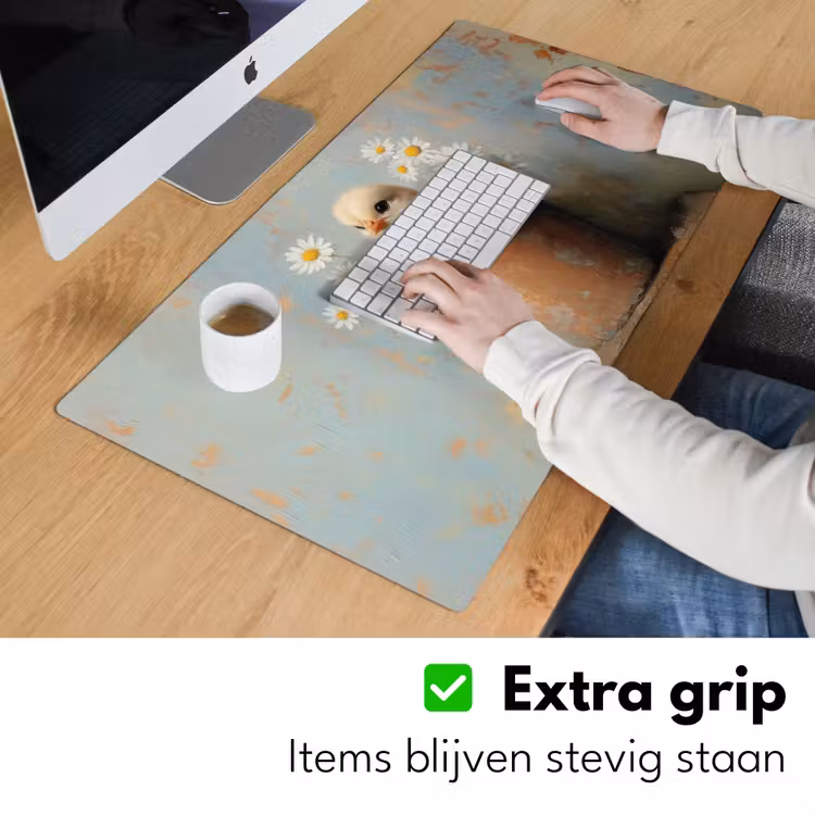 Bloempot - Kuiken - Bloemetjes Muismat XXL klein -sfeer3