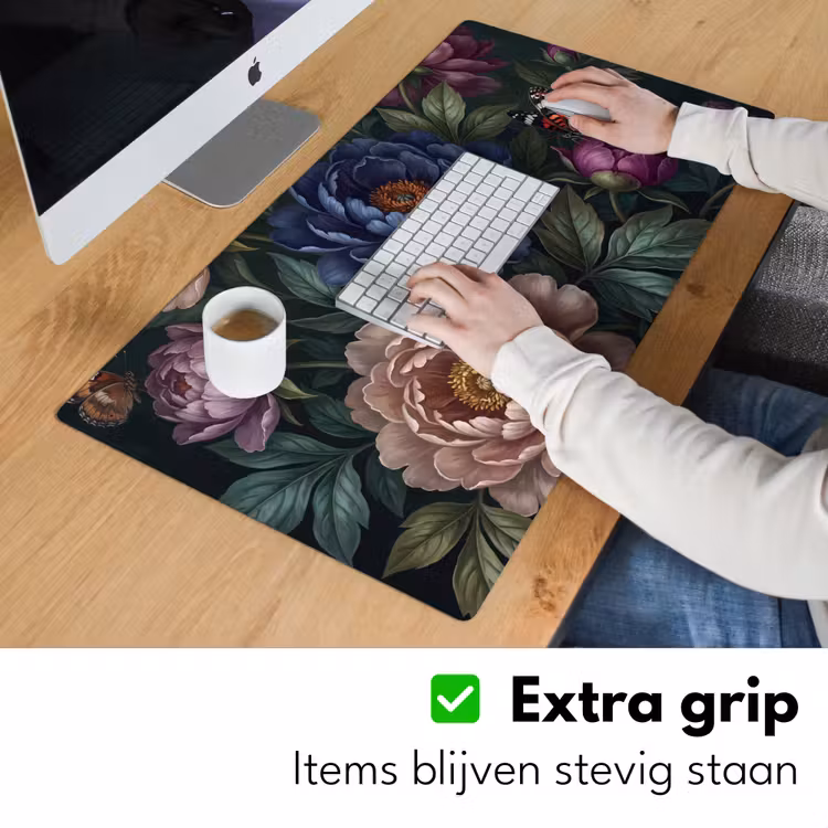 Bloemen - Vlinder - Natuur - Modern - Paars Muismat XXL klein -sfeer3
