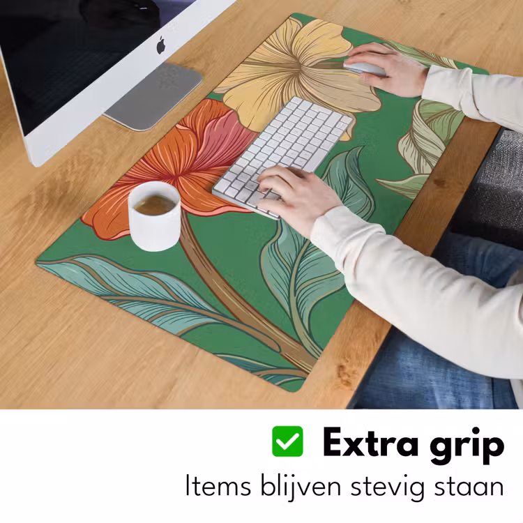 Desk Mat - Flowers - Greenery - Illustration - Bloemen - Groen - Illustratie Muismat XXL klein