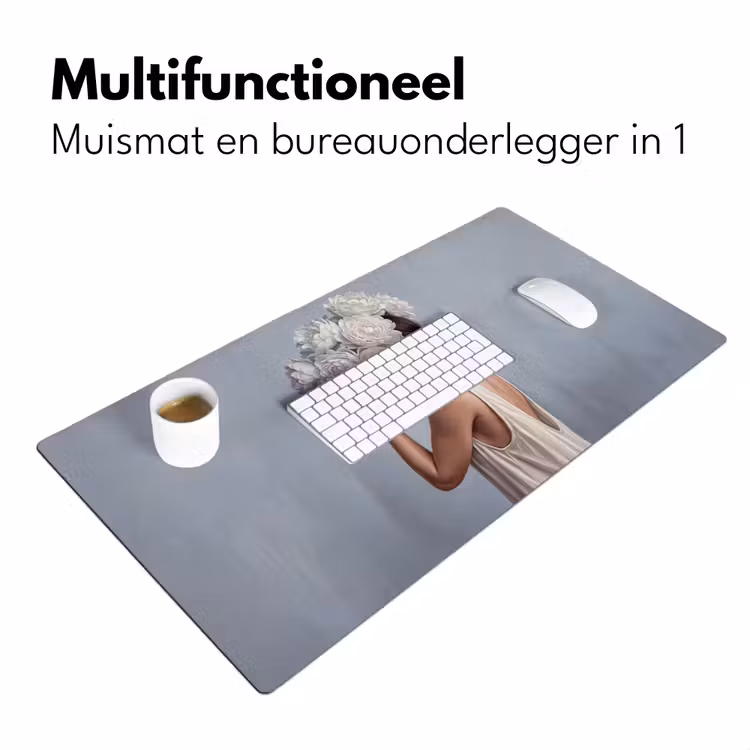 Bloemen - Vrouw - Wit Muismat XXL klein -sfeer4