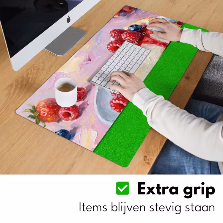 Eten - Cheesecake - Bessen - Abstract - Roze Muismat XXL klein -sfeer3