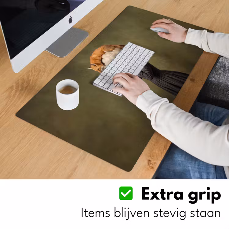 Vos - Surrealistisch - Groen Muismat XXL klein -sfeer3