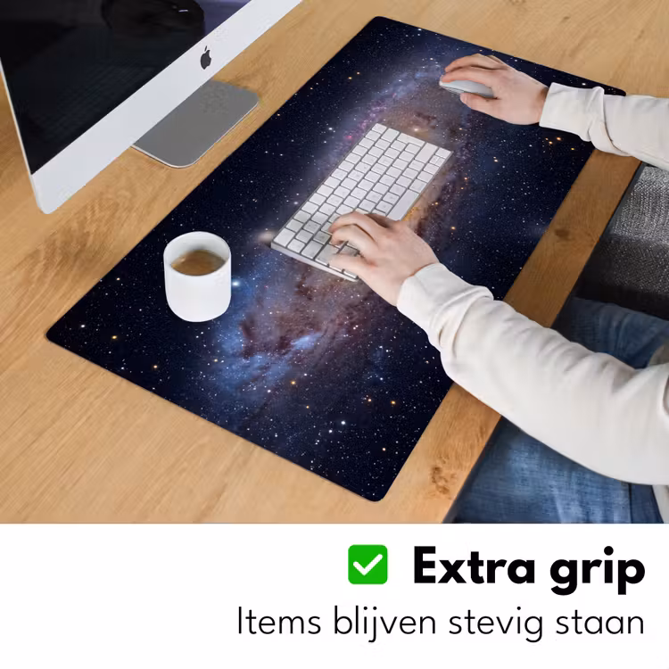 Desk Mat - Galaxy - Space - Cosmos - Sterrenstelsel - Ruimte - Kosmos Muismat XXL klein