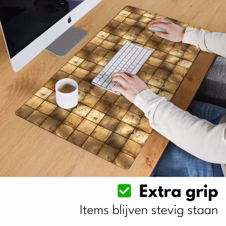 Geometrisch - Tegels - Goud Muismat XXL klein 681 -sfeer3