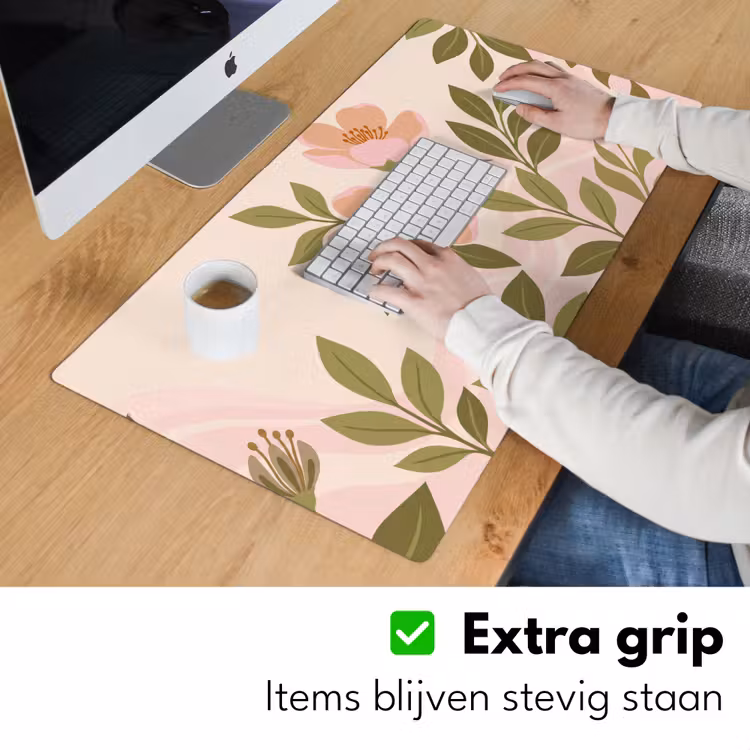 Grafisch - Bloemen - Roze Muismat XXL klein -sfeer3