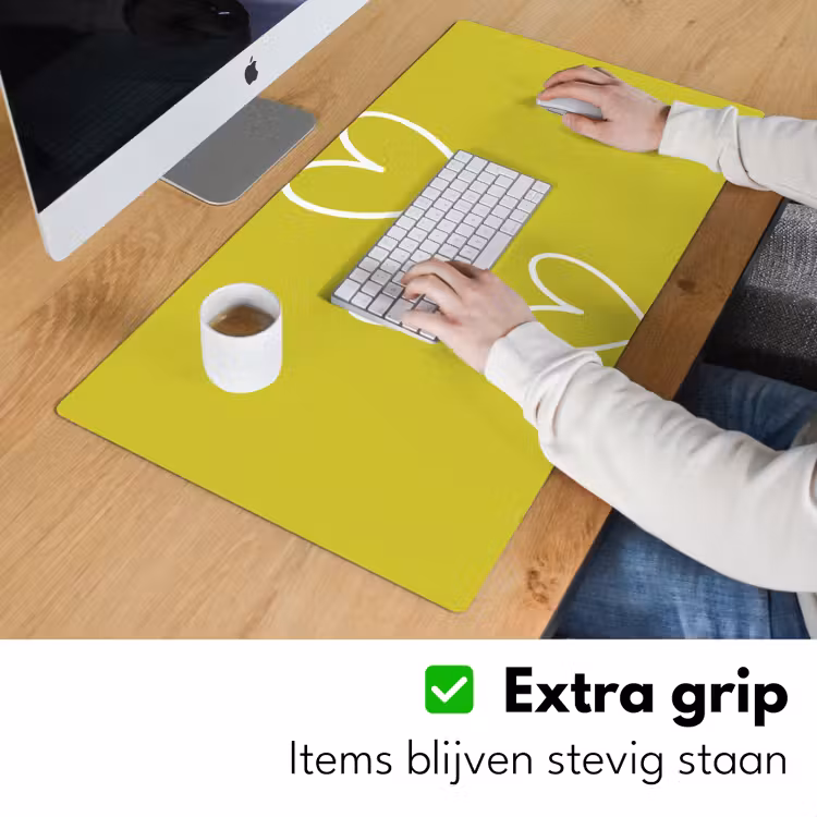 Groen - Hartjes - Wit Muismat XXL klein -sfeer3
