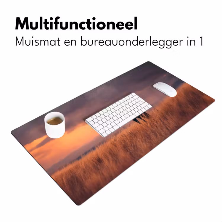Paard - Wolken - Open veld Muismat XXL klein -sfeer4