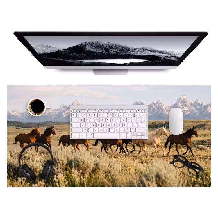 Paarden - Kudde - Bergen - Vrijheid - Wild Muismat XXL klein -3d