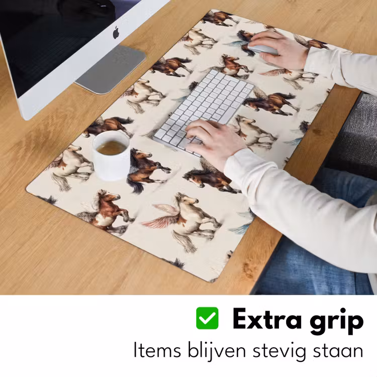 Paarden - Vleugels - Kleurrijk Muismat XXL klein 681 -sfeer3
