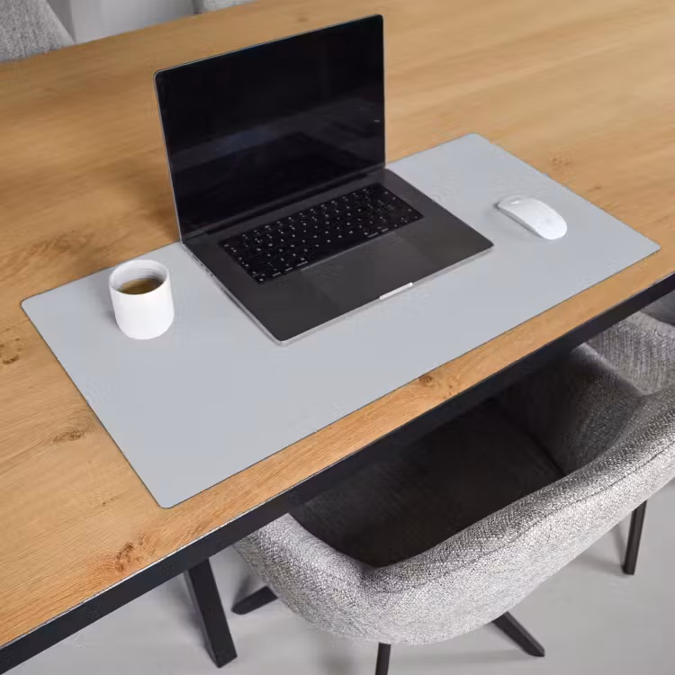 Interieur - Grijs - Licht Muismat XXL klein -sfeer1