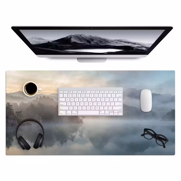Landschap - Bergen - Mist - Water - Natuur Muismat XXL klein -3d