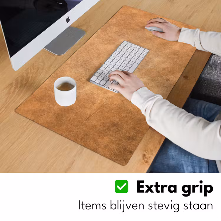 leer-structuur-lederlook-bruin Muismat XXL klein -sfeer3