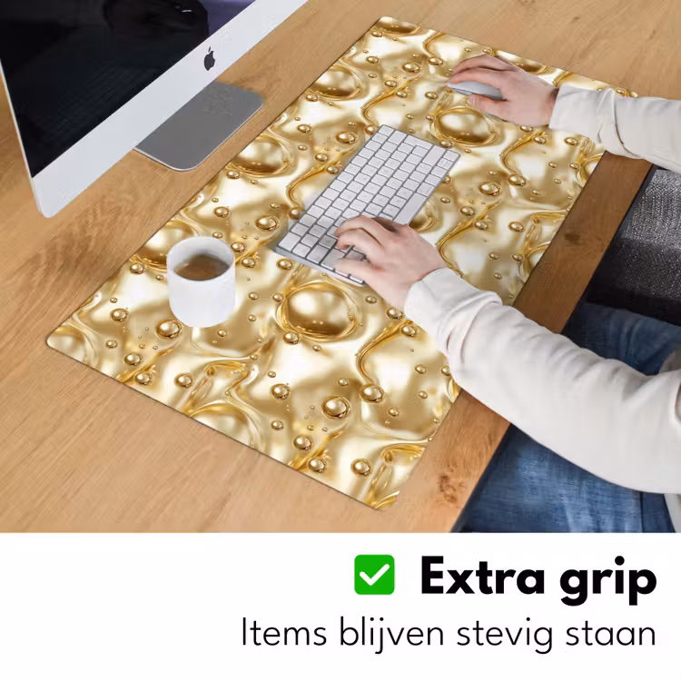 Vloeibaar - Druppels - Goud Muismat XXL klein 681 -sfeer3