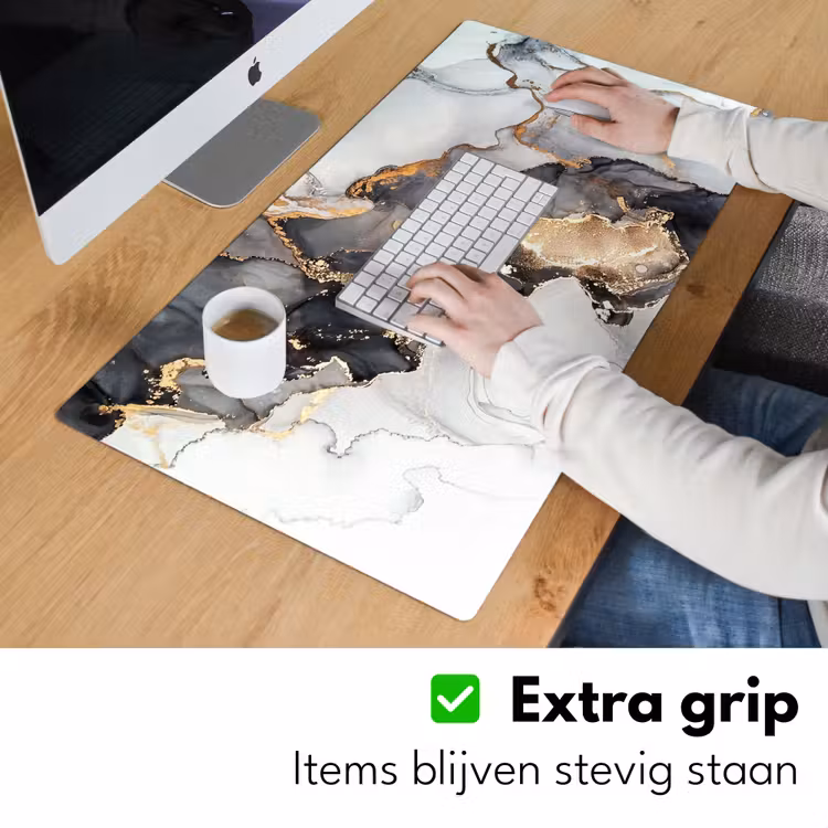 Marmer - Zwart - Wit - Goud - Luxe - Abstract Muismat XXL klein -sfeer3
