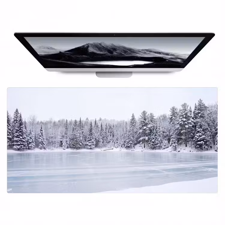 Meer - Dennen - IJs - Winter - Rustgevend Muismat XXL klein -zzz3d