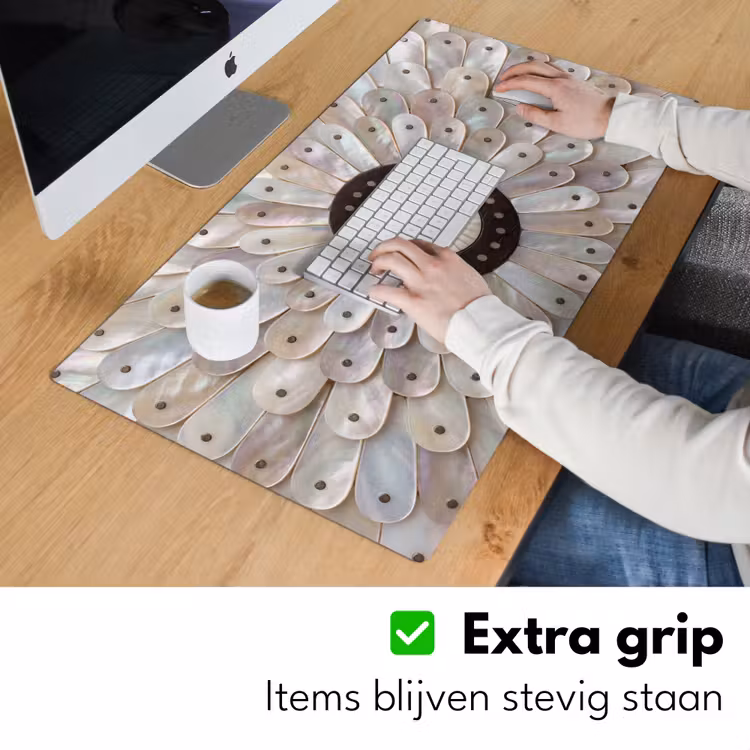 Parelmoer - Patroon - Decoratie - Ambacht - Wit Muismat XXL klein -sfeer3