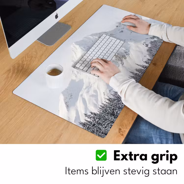 Berg - Sneeuw - Winter - Natuur - Wit Muismat XXL klein -sfeer3