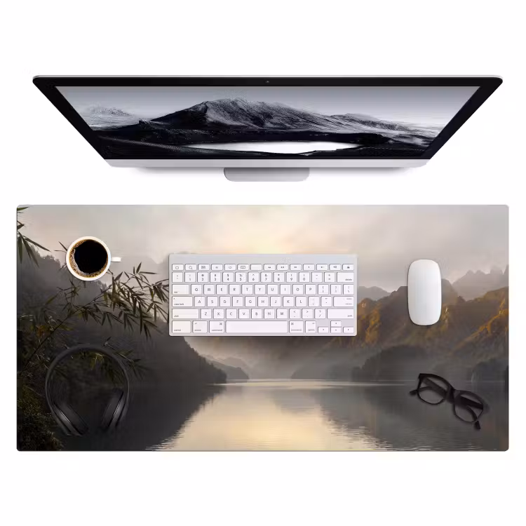 Bergen - Water - Mist - Natuur - Landschap Muismat XXL klein -3d