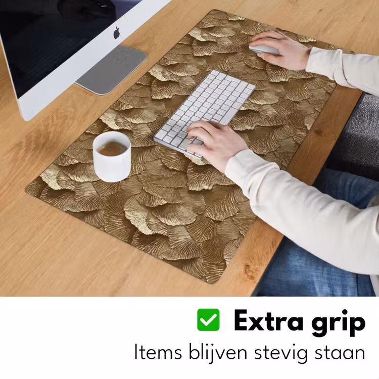 Organisch - Patroon - Bladeren - Goud Muismat XXL klein 681 -sfeer3