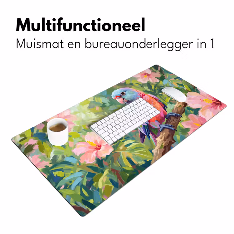 Papagaai - Hibiscusbloemen - Kleurrijk Muismat XXL klein -sfeer4