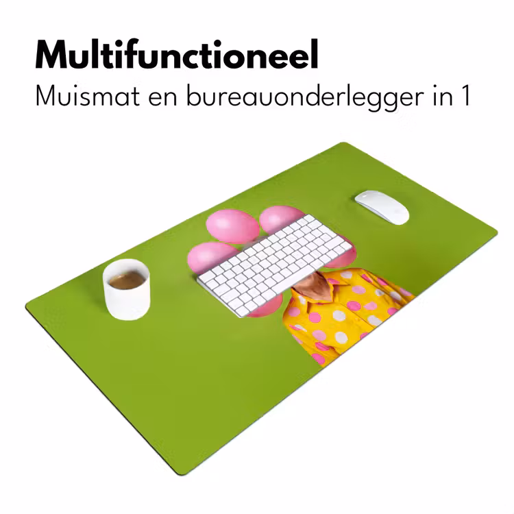 Mens - Ballonnen - Feest - Kleurrijk - Roze Muismat XXL klein -sfeer4