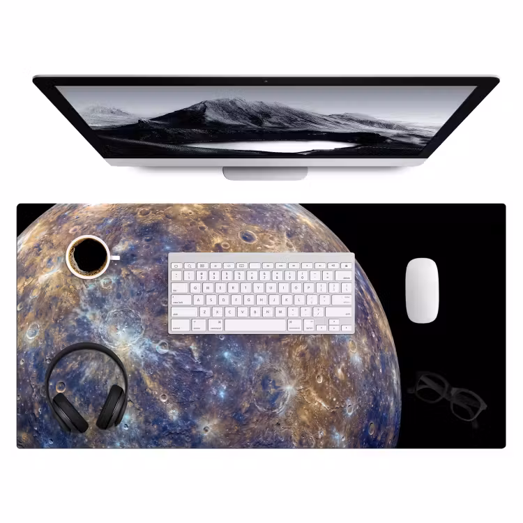 Desk Mat - Planet - Craters - Space - Planeet - Kraters - Ruimte Muismat XXL klein