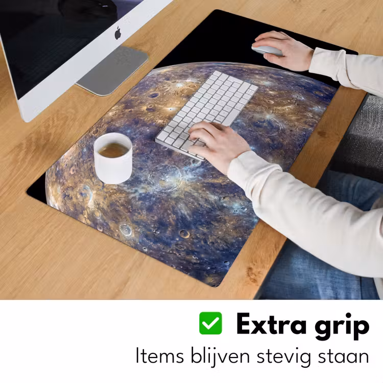 Desk Mat - Planet - Craters - Space - Planeet - Kraters - Ruimte Muismat XXL klein