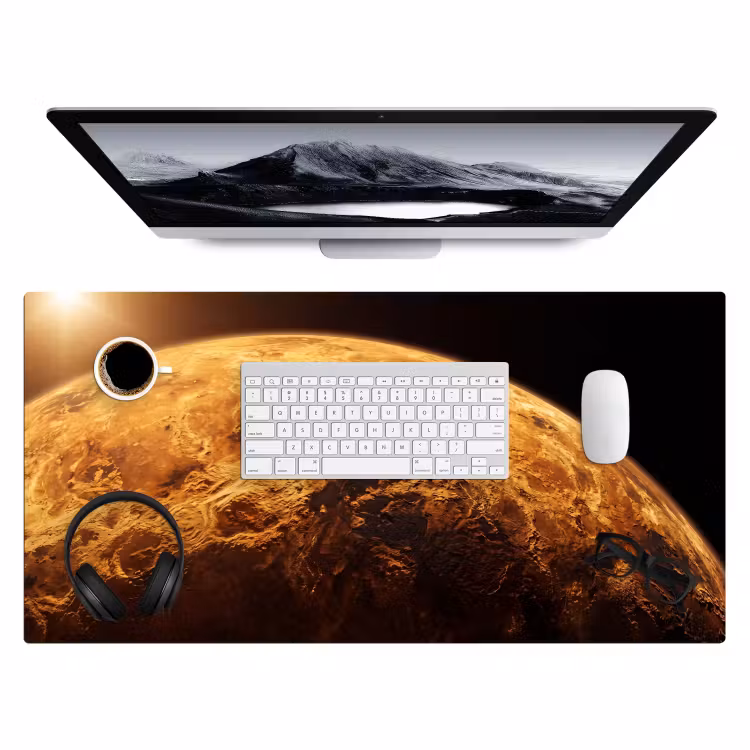 Desk Mat - Planet - Space - Orange - Planeet - Ruimte - Oranje Muismat XXL klein