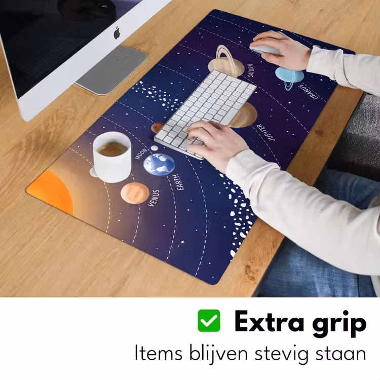 Planetenstelsel - Ruimte - Illustratie Muismat XXL klein -sfeer3
