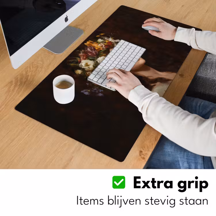 Portret - Vrouw - Bloemen Muismat XXL klein -sfeer3