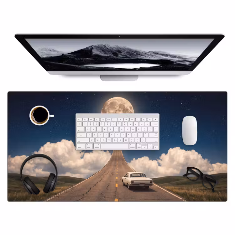 Desk Mat - Road - Moon - Night - Weg - Maan - Nacht Muismat XXL klein