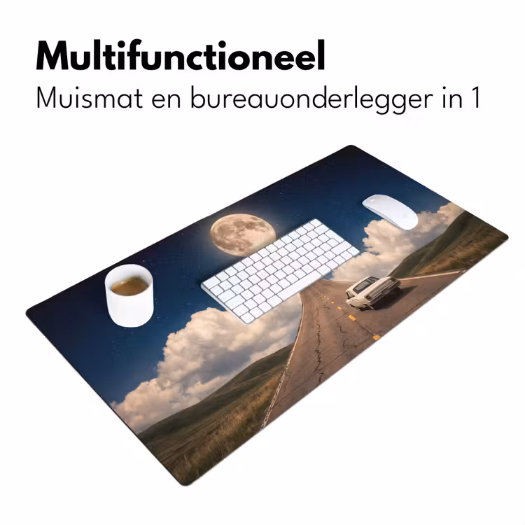 Desk Mat - Road - Moon - Night - Weg - Maan - Nacht Muismat XXL klein