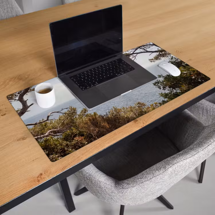 Desk Mat - Sailboat - trees - water - Zeilboot - bomen - water Muismat XXL klein