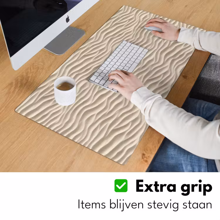 Zand - Golven - Beige Muismat XXL klein 681 -sfeer3
