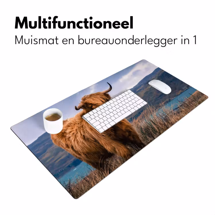 Schotse Hooglander - Berg - Water - Natuur - Koe Muismat XXL klein -sfeer4