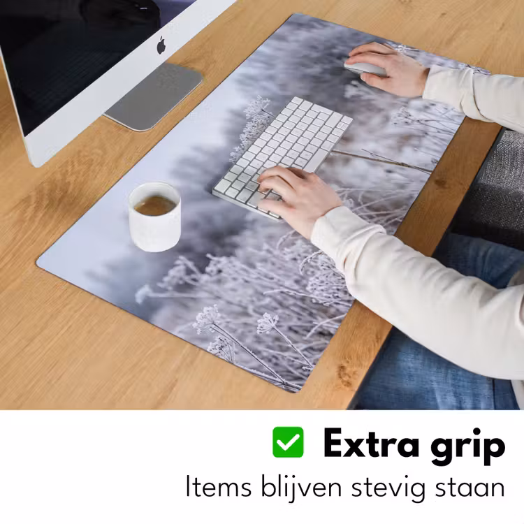 Schermbloem - Rijp - Kristallen - Winter - Delicaat Muismat XXL klein -sfeer3