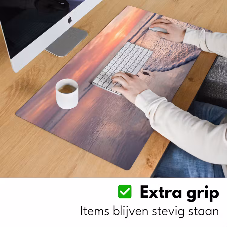 Meeuwen - Strand - Zee - Roze Muismat XXL klein -sfeer3